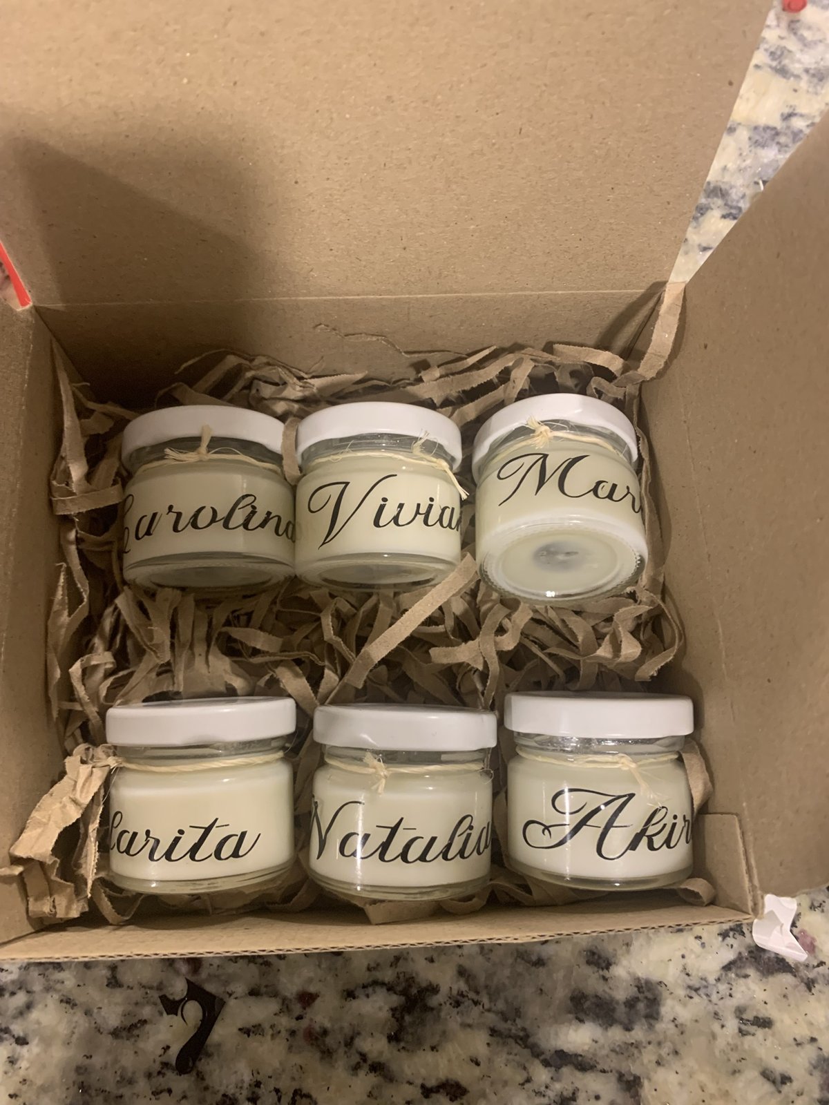 Velas blancas personalizadas con nombres